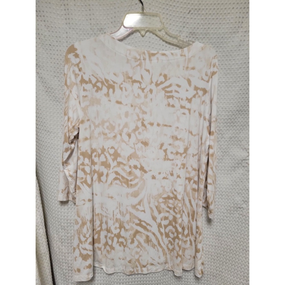 Belle by Kim Gravel Top Womens Medium 3/4 Sleeve Beige  Cream Print